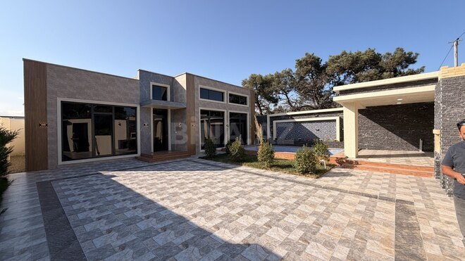 Satılır 4 otaqlı həyət evi/bağ evi 140 m², Şüvəlan q., photo 1 from 19