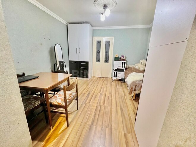 Satılır 1 otaqlı köhnə tikili 26 m², Gənclik m., photo 1 from 8