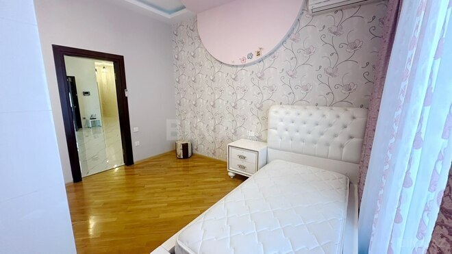 İcarəyə verilir 4 otaqlı yeni tikili 250 m², 28 May m., photo 13 from 22