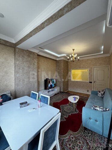 Сдается 2-комн. новостройка 68 м², м. 8 ноября, photo 3 from 9