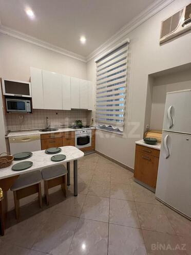 İcarəyə verilir 2 otaqlı köhnə tikili 65 m², Sahil m., photo 12 from 19