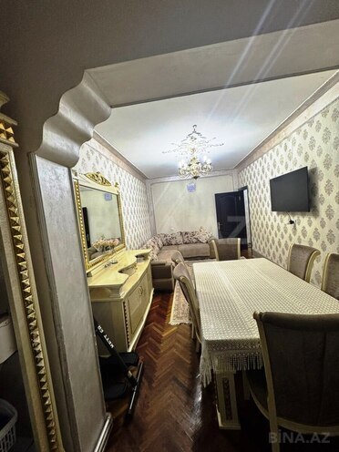 Satılır 2 otaqlı köhnə tikili 63 m², 9-cu mikrorayon q., photo 4 from 13