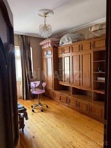 İcarəyə verilir 4 otaqlı köhnə tikili 150 m², Xalqlar Dostluğu m., photo 6 from 18