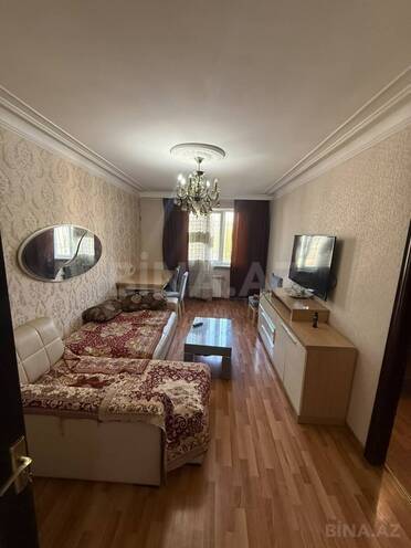 Продается 4-комн. вторичка 85 м², пос. Бакиханова, photo 1 from 11