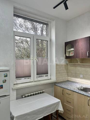 Продаётся 1-комн. вторичка 38 м², м. Кара Караев, photo 9 from 15