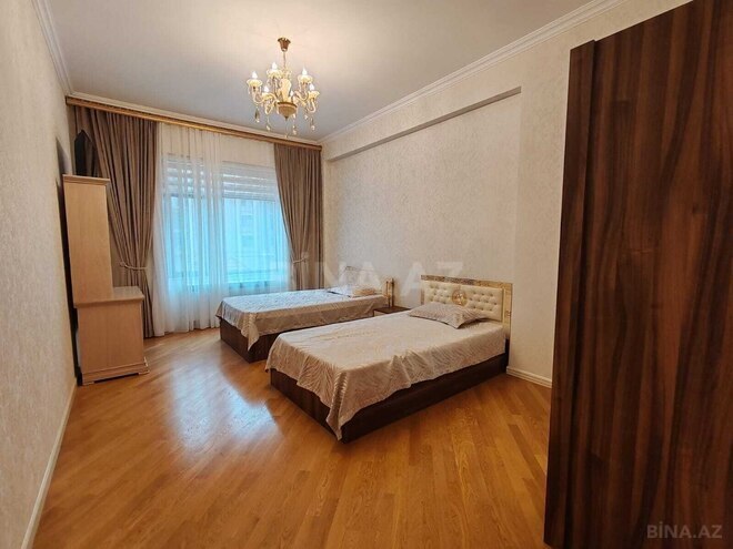 Сдаётся 3-комн. новостройка 155 м², Хатаинский р., photo 13 from 21
