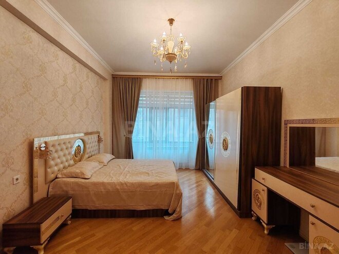 Сдаётся 3-комн. новостройка 155 м², Хатаинский р., photo 9 from 21