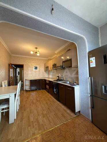 Продается 2-комн. вторичка 65 м², м. Иншаатчылар, photo 8 from 10
