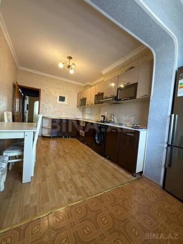 Продается 2-комн. вторичка 65 м², м. Иншаатчылар, photo 5 from 10