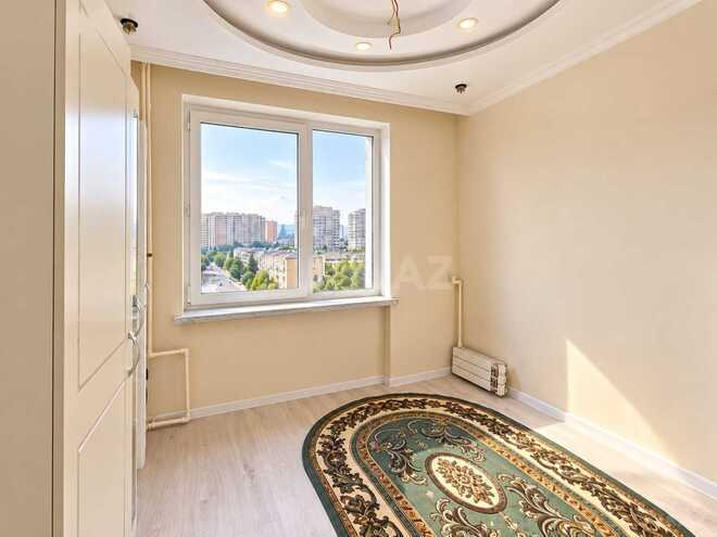 Продаётся 3-комн. вторичка 70 м², м. Нефтчиляр, photo 6 from 12