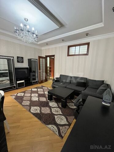 Сдаётся 2-комн. вторичка 80 м², м. Нариман Нариманов, photo 1 from 8
