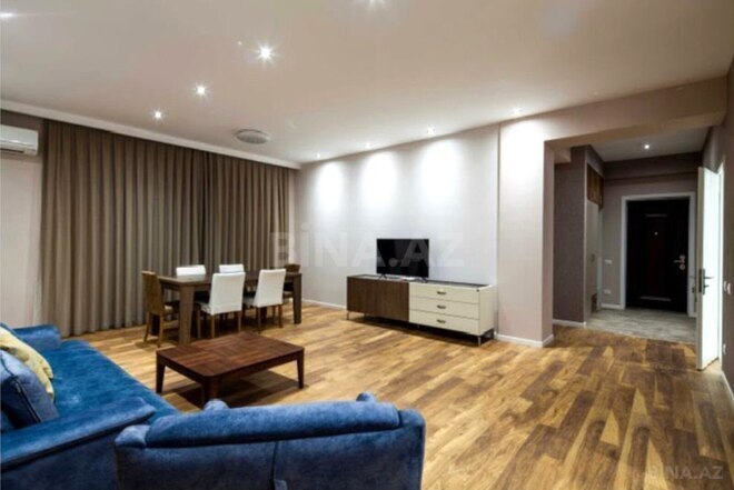 Сдаётся 2-комн. новостройка 100 м², м. Низами, photo 5 from 10