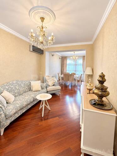 Продаётся 2-комн. вторичка 55 м², Насиминский  р., photo 3 from 21