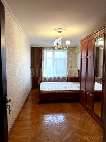 Satılır 3 otaqlı köhnə tikili 72 m², Elmlər Akademiyası m., photo 5 from 11