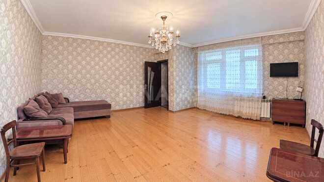 Продаётся 2-комн. вторичка 62 м², Ясамальский р., photo 3 from 11