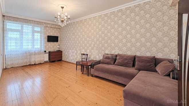 Продаётся 2-комн. вторичка 62 м², Ясамальский р., photo 1 from 11