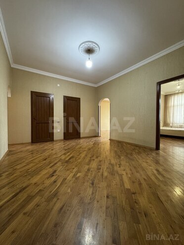 Satılır 3 otaqlı yeni tikili 118 m², İnşaatçılar m., photo 1 from 13