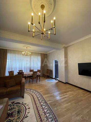 Satılır 6 otaqlı həyət evi/bağ evi 250 m², Novxanı q., photo 8 from 30
