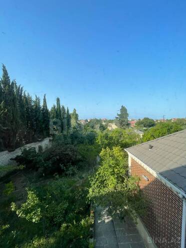 Satılır 6 otaqlı həyət evi/bağ evi 250 m², Novxanı q., photo 3 from 30