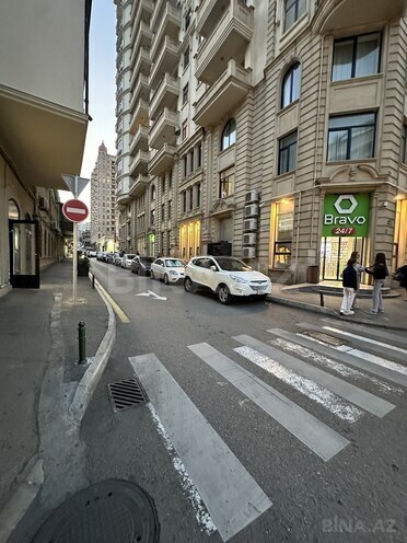 Продается  объект 14 м², м. Низами, photo 1 from 10