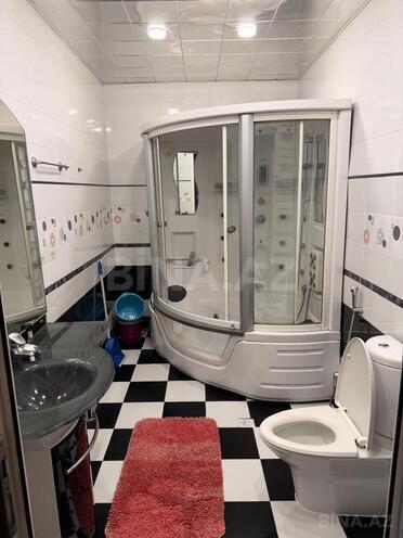 Сдаётся 3-комн. новостройка 175 м², м. 8 ноября, photo 13 from 18
