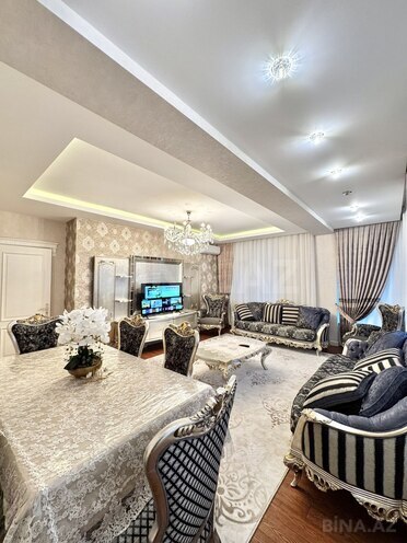 Satılır 4 otaqlı yeni tikili 180 m², 8 Noyabr m., photo 1 from 28