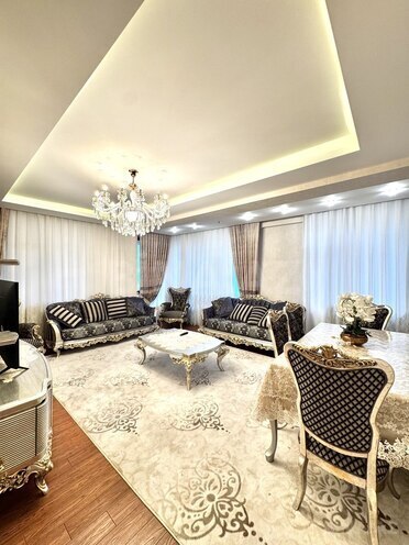 Satılır 4 otaqlı yeni tikili 180 m², 8 Noyabr m., photo 3 from 28