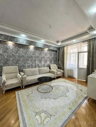 Продается 3-комн. новостройка 85 м², м. Нефтчиляр, photo 1 from 18