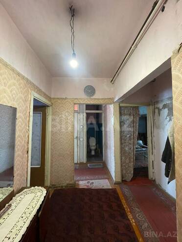 Продается 3-комн. вторичка 70 м², м. Ази Асланов, photo 4 from 12