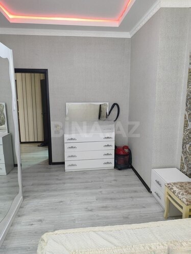 Сдается 2-комн. новостройка 62 м², м. Нефтчиляр, photo 12 from 17