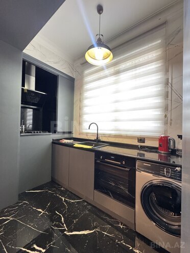 Продаётся 2-комн. вторичка 42 м², м. Элмляр Академиясы, photo 6 from 17