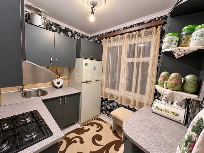 Продаётся 3-комн. вторичка 70 м², м. Нефтчиляр, photo 5 from 10