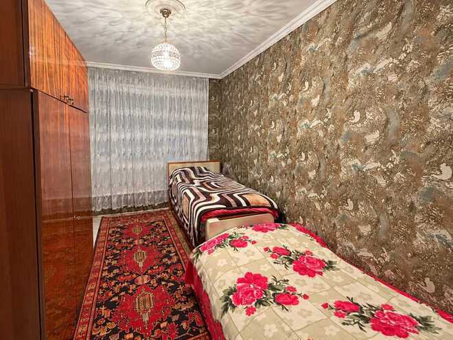 Продаётся 3-комн. вторичка 70 м², м. Нефтчиляр, photo 4 from 10