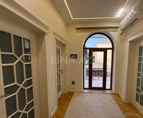 Satılır 5 otaqlı həyət evi/bağ evi 213 m², photo 4 from 11