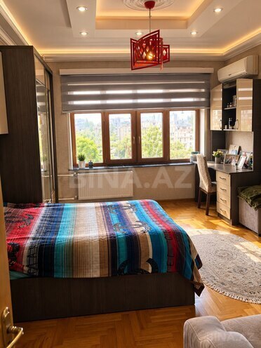 Satılır 3 otaqlı köhnə tikili 82 m², Xalqlar Dostluğu m., photo 5 from 9