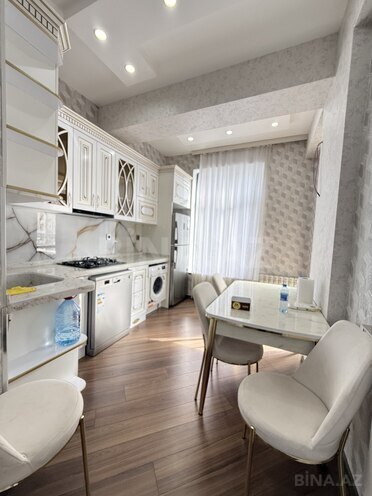 Сдаётся 3-комн. новостройка 115 м², м. Кара Караев, photo 12 from 28