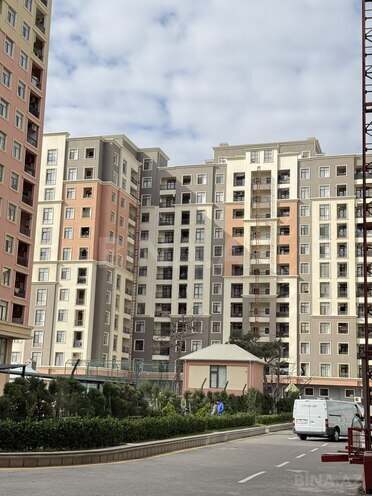 Сдаётся 3-комн. новостройка 115 м², м. Кара Караев, photo 1 from 28