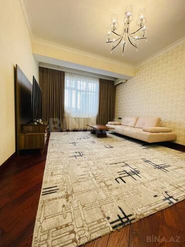 Сдаётся 2-комн. новостройка 71 м², м. Иншаатчылар, photo 1 from 22