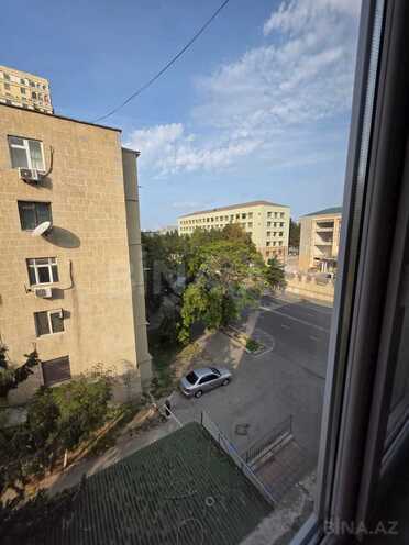 Продается 2-комн. вторичка 50 м², Ясамальский р., photo 8 from 11