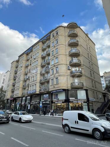 Satılır 3 otaqlı yeni tikili 155 m², Gənclik m., photo 1 from 8