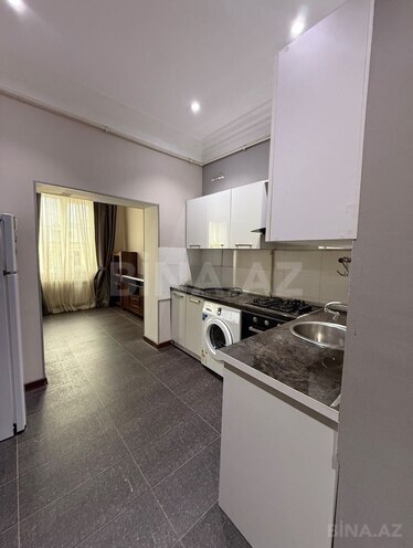 İcarəyə verilir 3 otaqlı köhnə tikili 85 m², Sahil m., photo 6 from 10