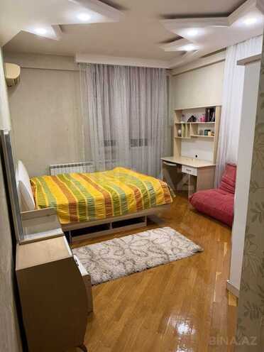 Сдаётся 3-комн. новостройка 170 м², м. 8 ноября, photo 8 from 17