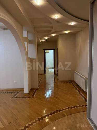 Сдаётся 3-комн. новостройка 170 м², м. 8 ноября, photo 12 from 17