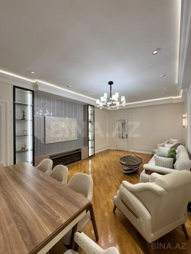 Продаётся 4-комн. новостройка 172 м², м. Низами, photo 4 from 19