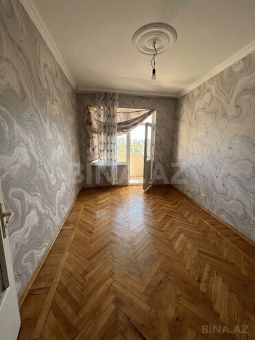 Satılır 2 otaqlı köhnə tikili 70 m², 28 May m., photo 3 from 6