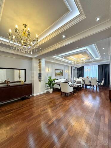 Продаётся 3-комн. новостройка 125 м², м. Ази Асланов, photo 1 from 17