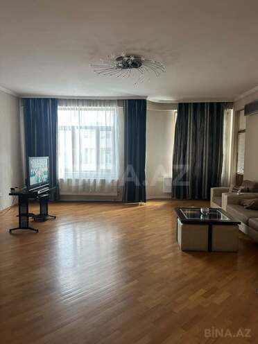 Продается 3-комн. новостройка 156 м², м. 8 ноября, photo 3 from 12