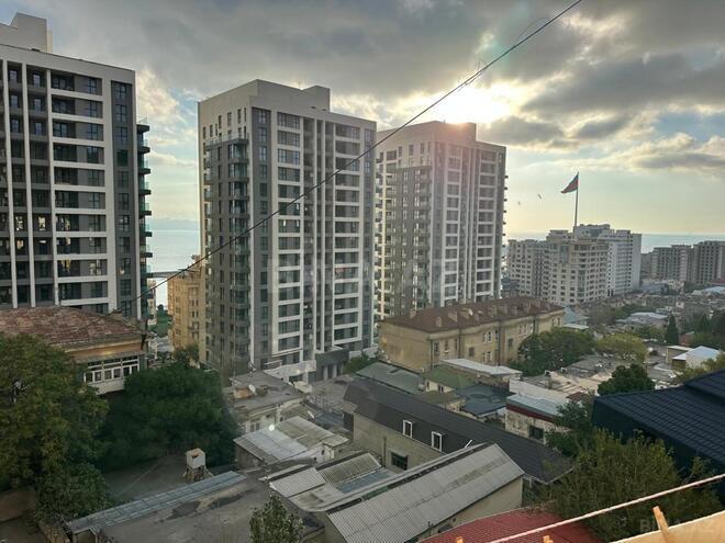 Продаётся 3-комн. вторичка 80 м², пос. Баилова, photo 1 from 18