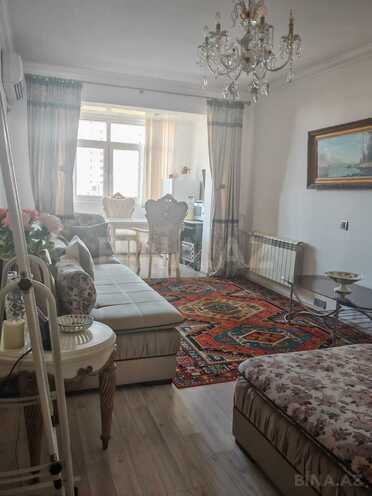 Продается 2-комн. вторичка 37 м², м. Нефтчиляр, photo 12 from 21