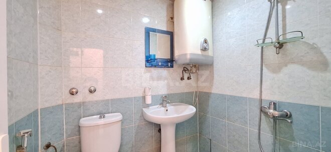 Продается 2-комн. вторичка 37 м², м. Нефтчиляр, photo 7 from 10